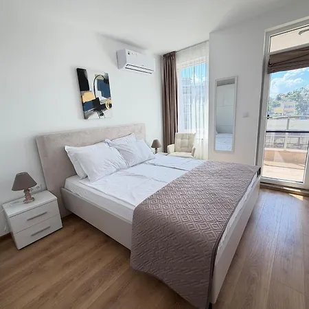 Rakovina Apartment3 公寓